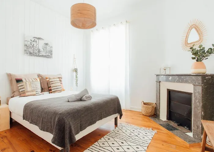 Coachella Vintage Chic In The Heart Of St Charles Biarritz