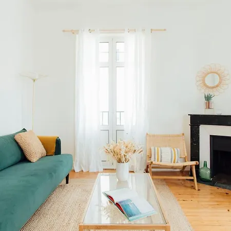 Coachella Vintage Chic In The Heart Of St Charles Biarritz Apartment Exterior photo